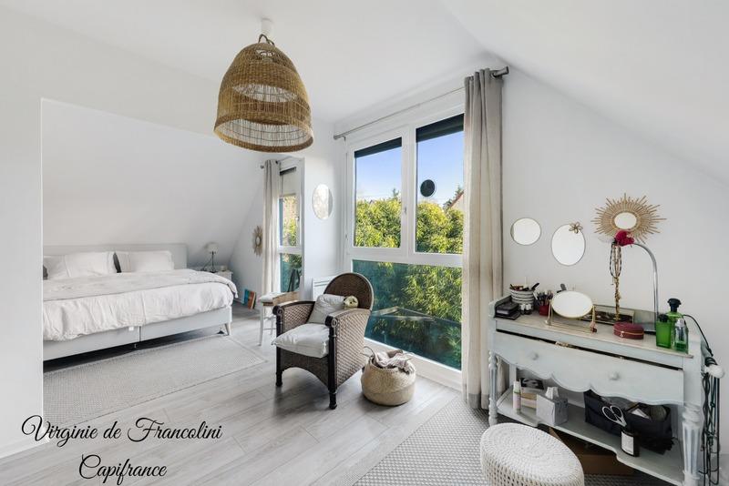 Maison - 183 m² - 8 pièces