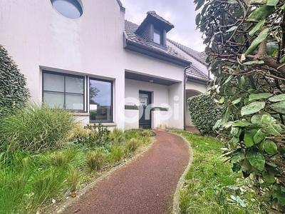 Maison - 104 m² - 4 pièces