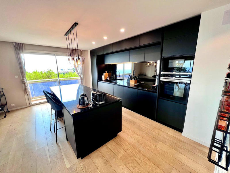 Appartement - 131 m² - 5 pièces