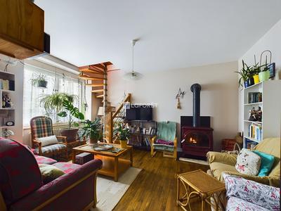 Maison - 109 m² - 5 pièces