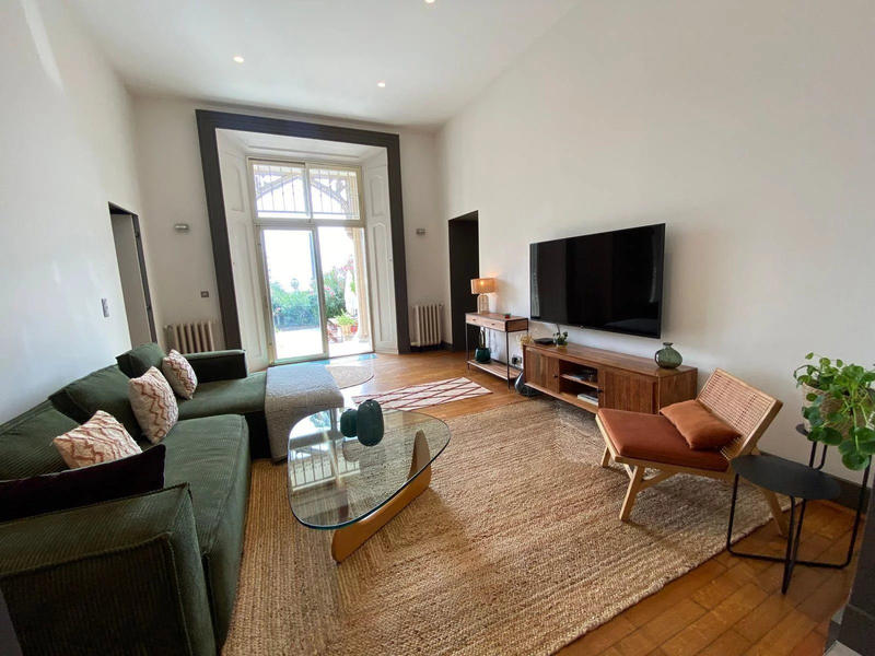 Appartement - 110 m² - 3 pièces