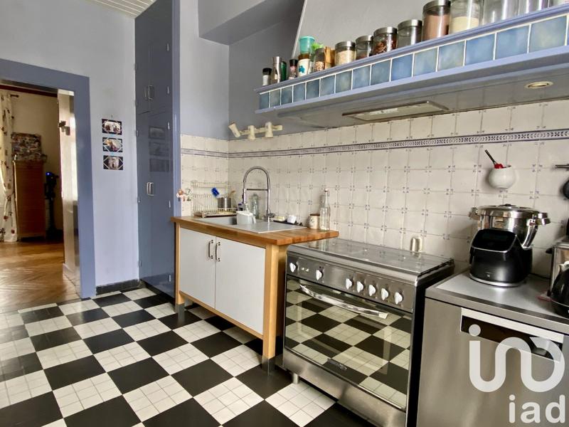 Maison - 195 m² - 10 pièces