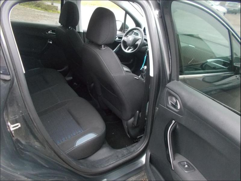 Peugeot 208 1.6 E-Hdi 92 Allure