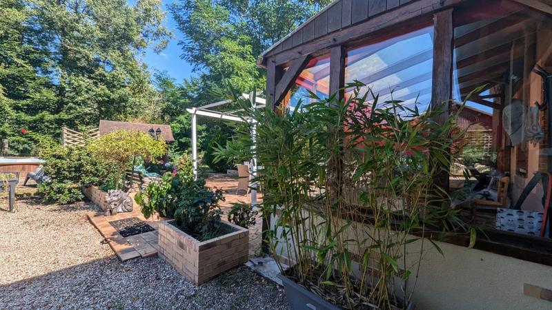 Maison - 183 m² - 6 pièces