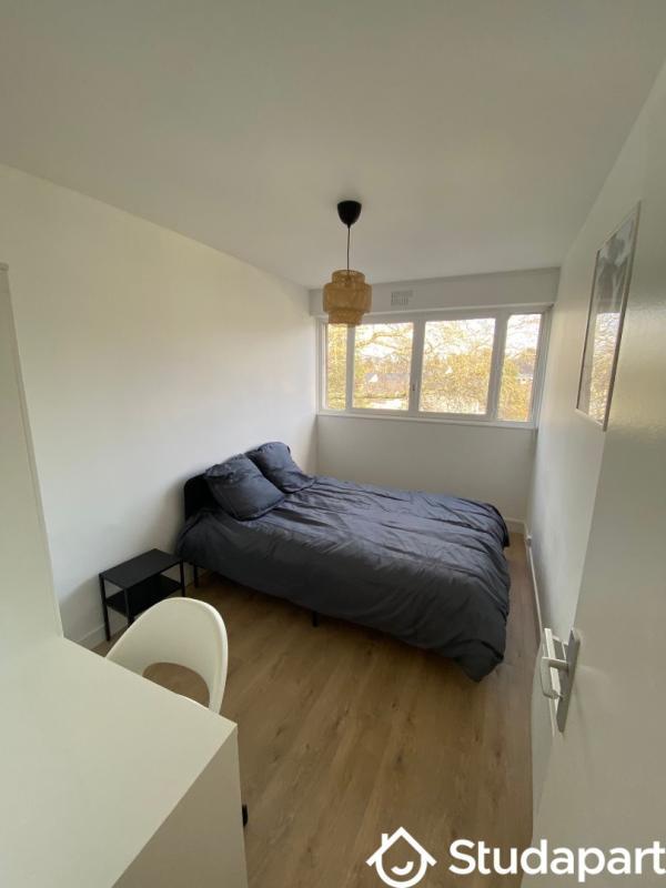 Chambre - 11 m² - 1 pièce