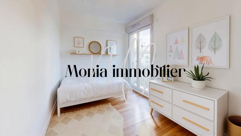 Appartement - 93 m² - 4 pièces