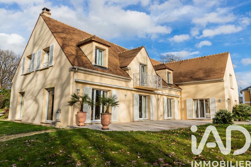 Maison de maîtres - 333 m² - 10 pièces