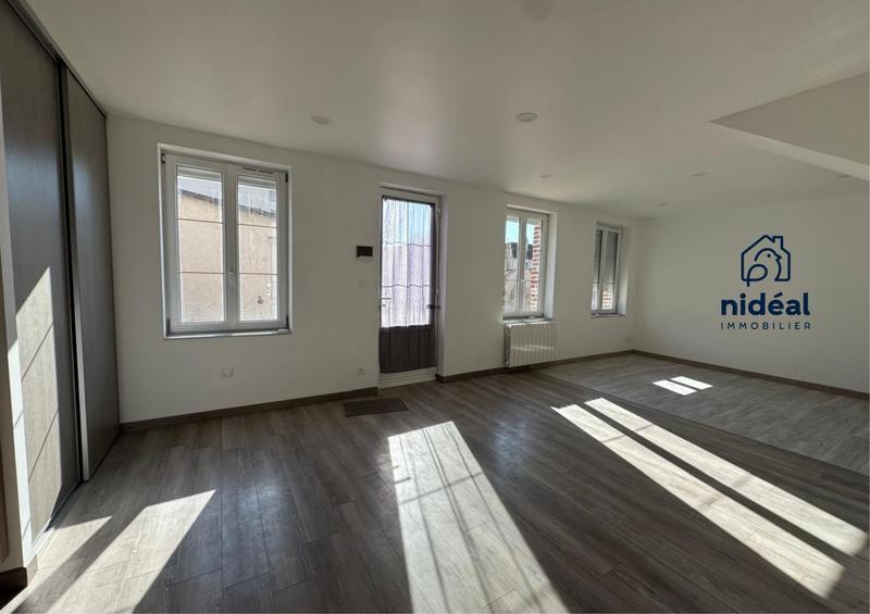 Maison - 95 m² - 6 pièces