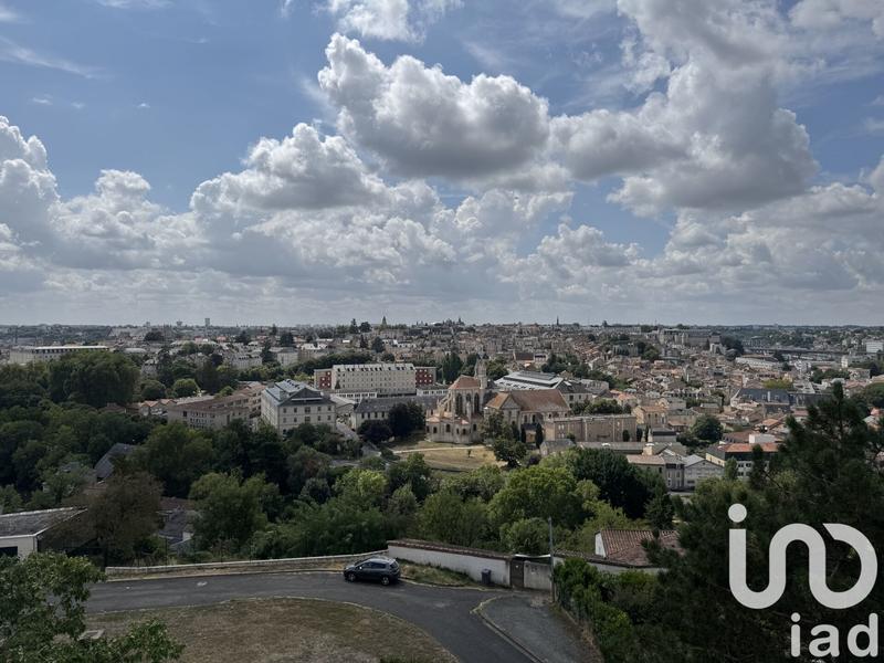 Appartement - 106 m² - 6 pièces