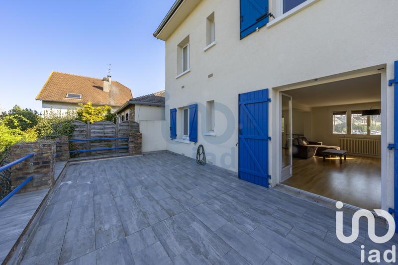 Maison - 120 m² - 7 pièces