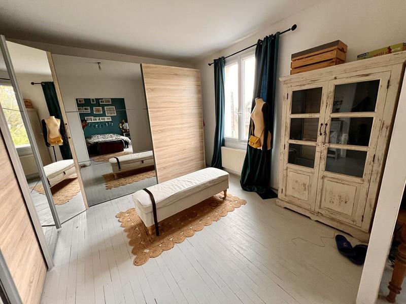 Maison - 200 m² - 4 pièces