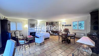 Appartement - 114 m² - 5 pièces