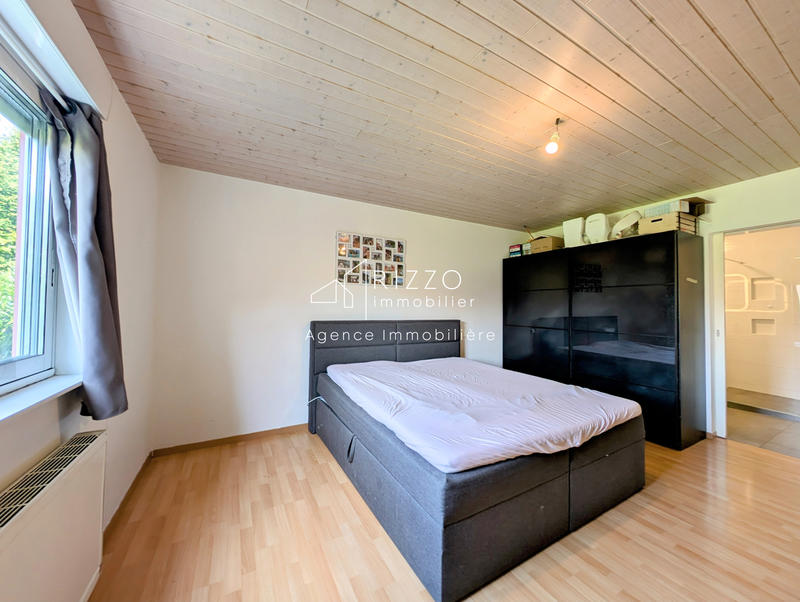 Villa - 161 m² - 6 pièces