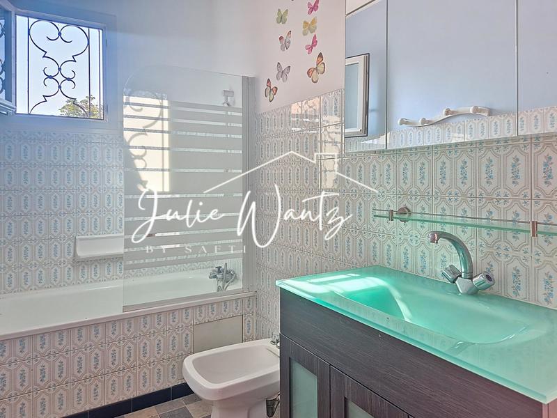 Maison - 133 m² - 5 pièces