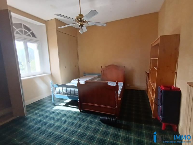 Maison - 200 m² - 7 pièces