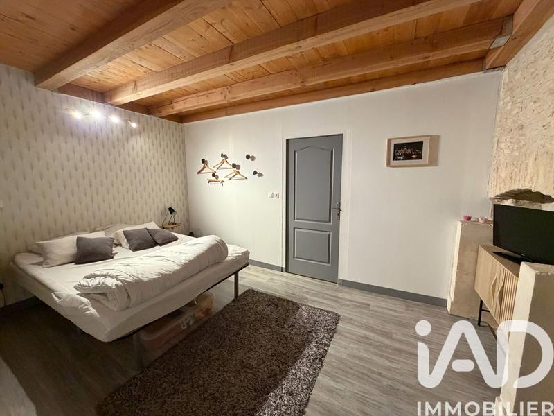 Maison - 202 m² - 7 pièces