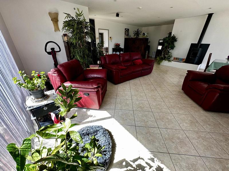 Maison - 165 m² - 5 pièces