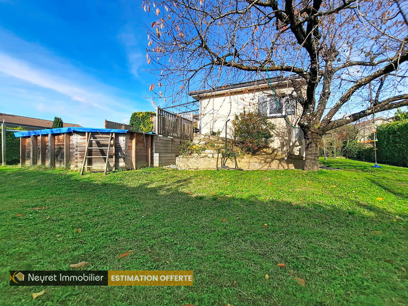 Maison - 137 m² - 7 pièces