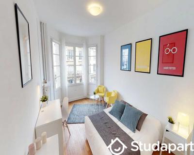 Chambre - 90 m² - 1 pièce