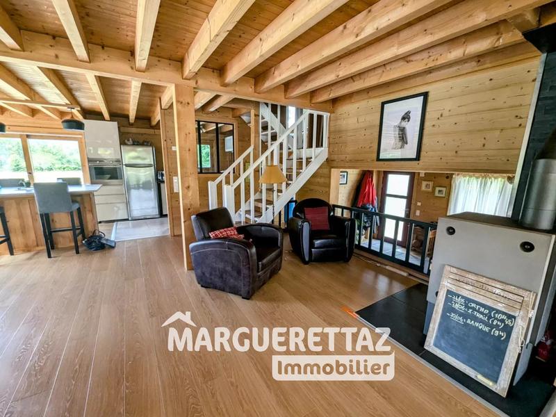 Maison - 237 m² - 7 pièces