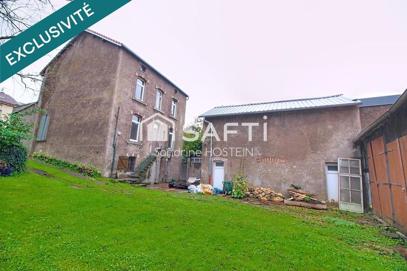 Maison - 300 m² - 15 pièces