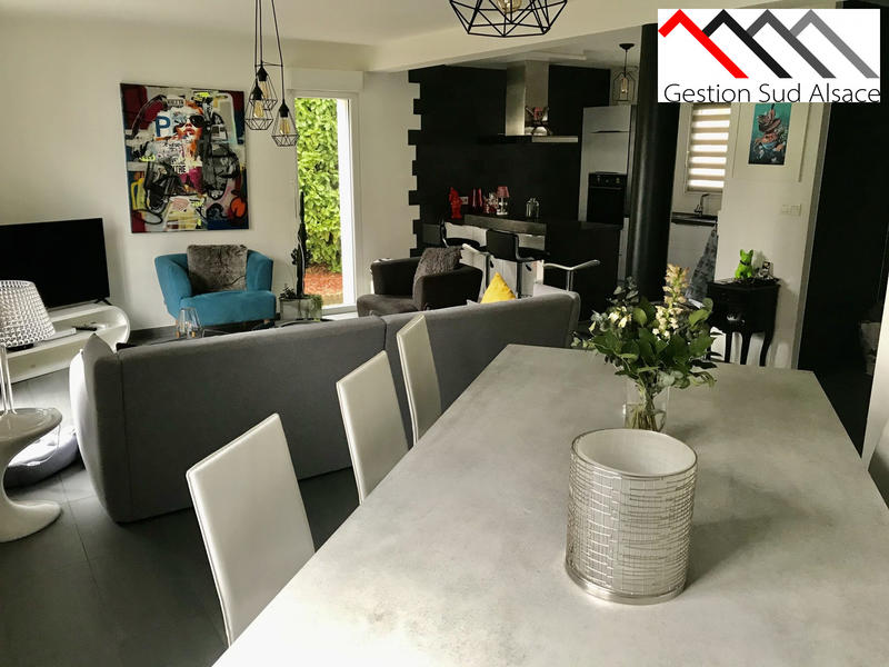 Maison - 97 m² - 4 pièces