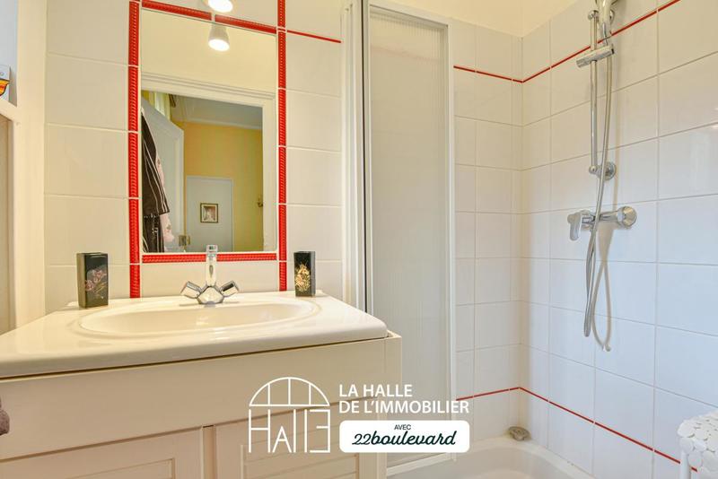 Château - 267 m² - 10 pièces