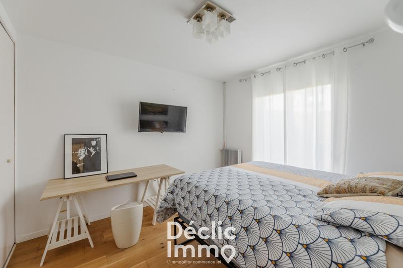 Maison - 195 m² - 8 pièces