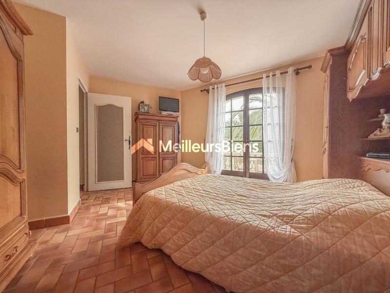 Villa - 142 m² - 6 pièces