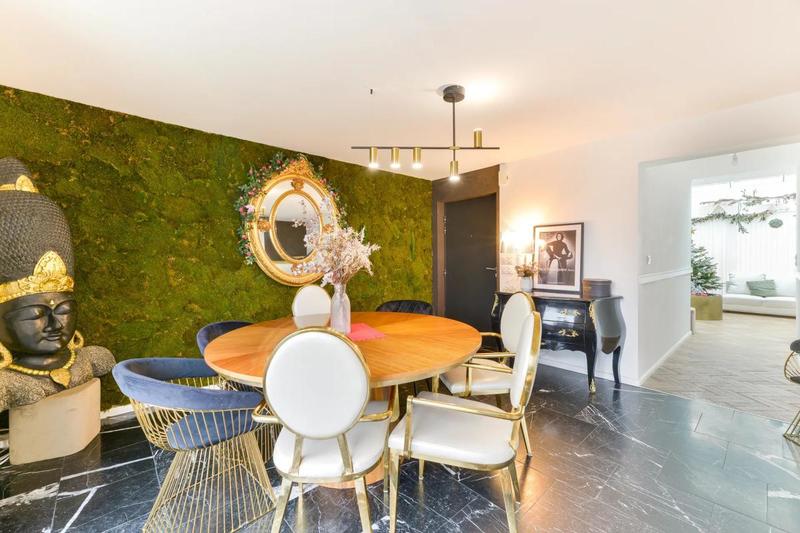 Maison - 450 m² - 21 pièces