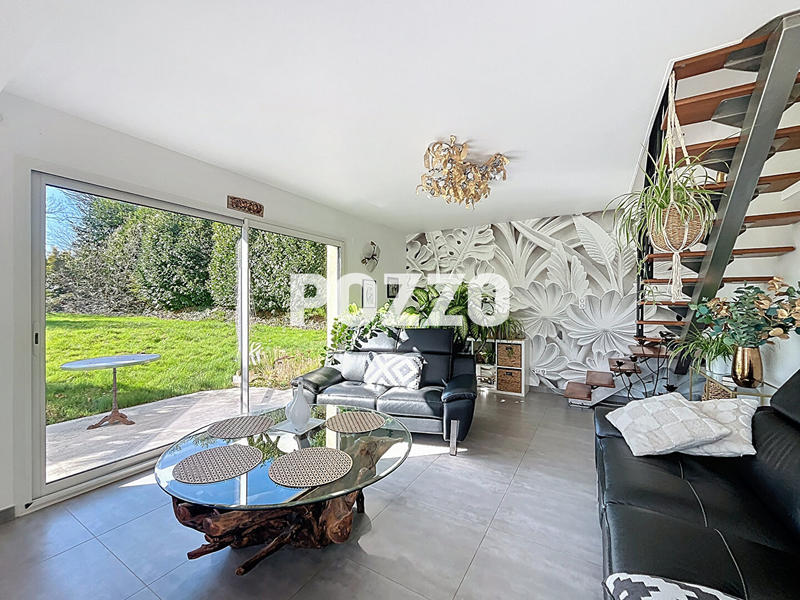 Maison - 154 m² - 6 pièces