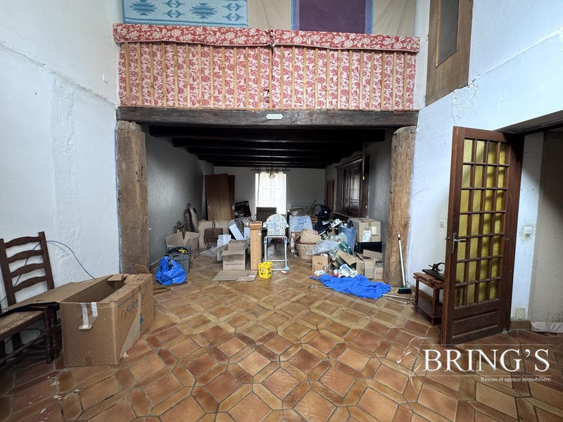 Maison - 204 m² - 6 pièces