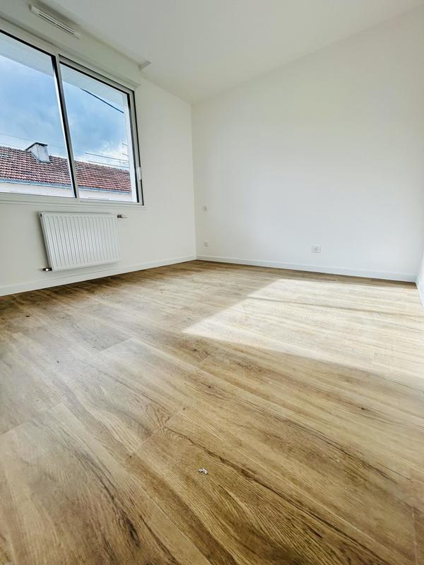 Maison - 114 m² - 6 pièces