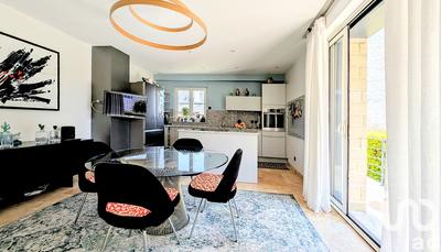 Maison - 185 m² - 7 pièces