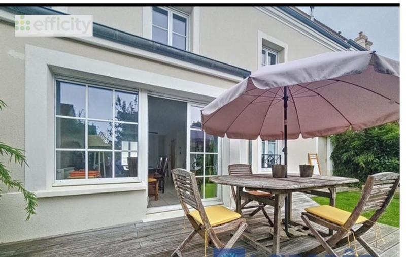 Maison - 165 m² - 5 pièces