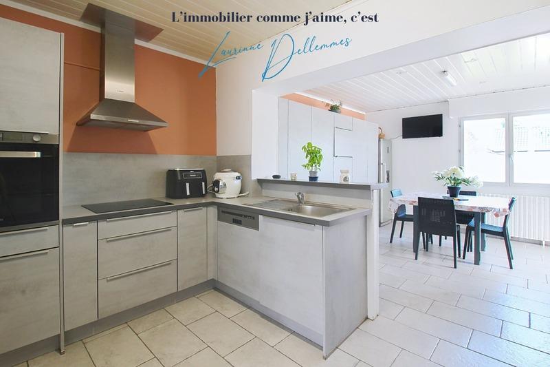 Maison - 151 m² - 8 pièces