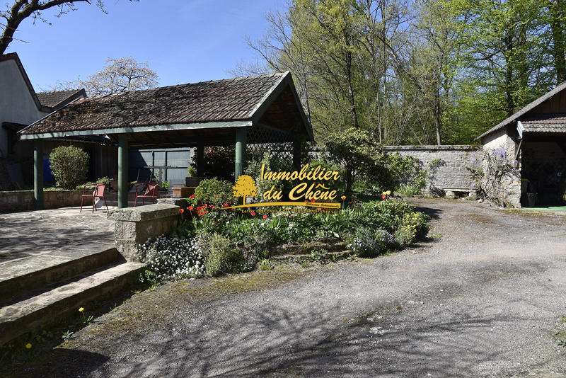 Maison - 255 m² - 10 pièces