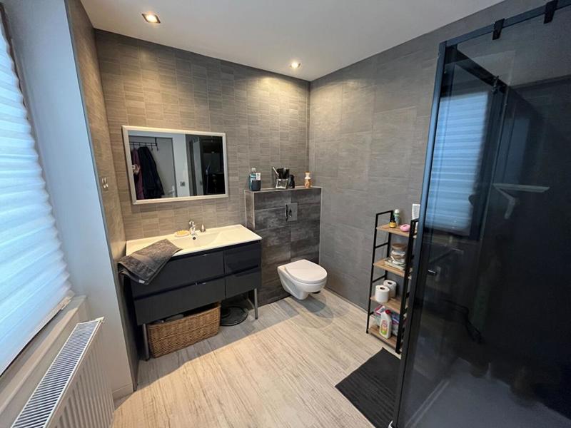 Maison - 90 m² - 3 pièces