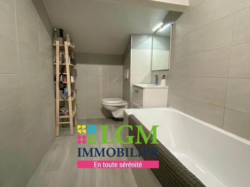 Appartement - 119 m² - 6 pièces