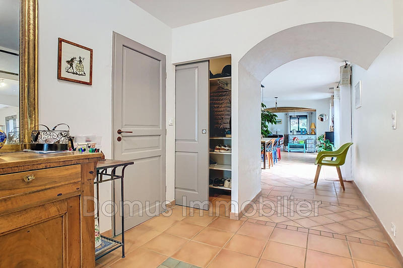 Maison - 188 m² - 8 pièces