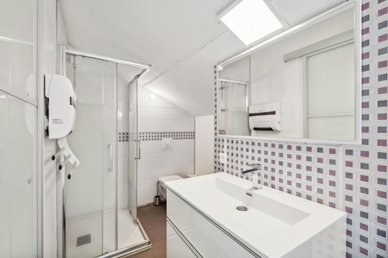 Maison - 156 m² - 7 pièces