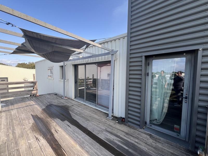 Local d'activités - 563 m² - 13 pièces