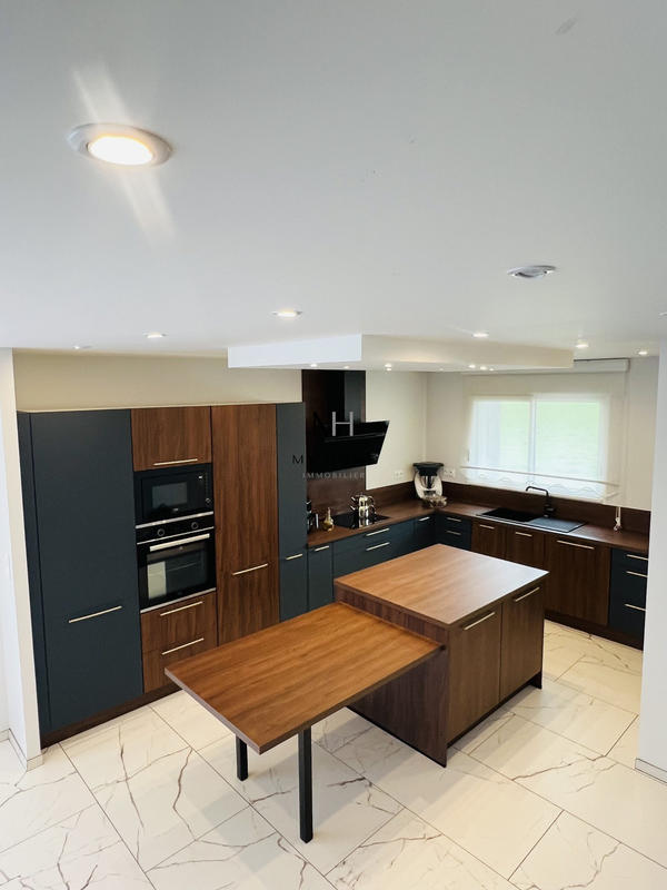 Maison contemporaine - 139 m² - 4 pièces