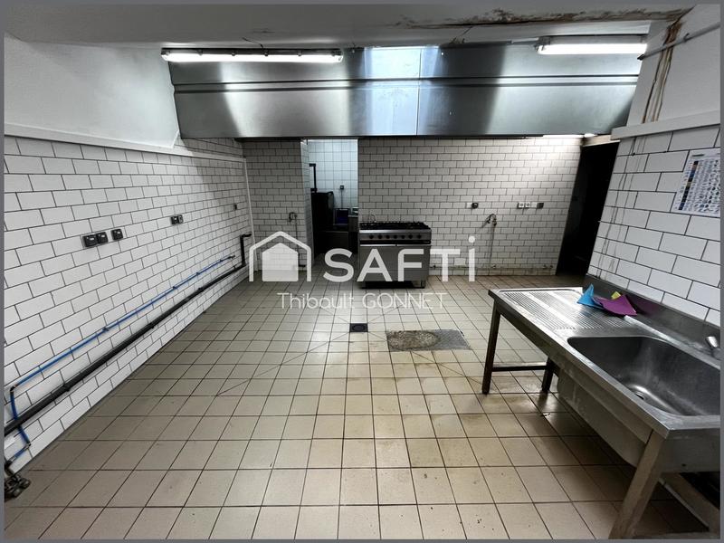 Local commercial - 75 m² - 1 pièce