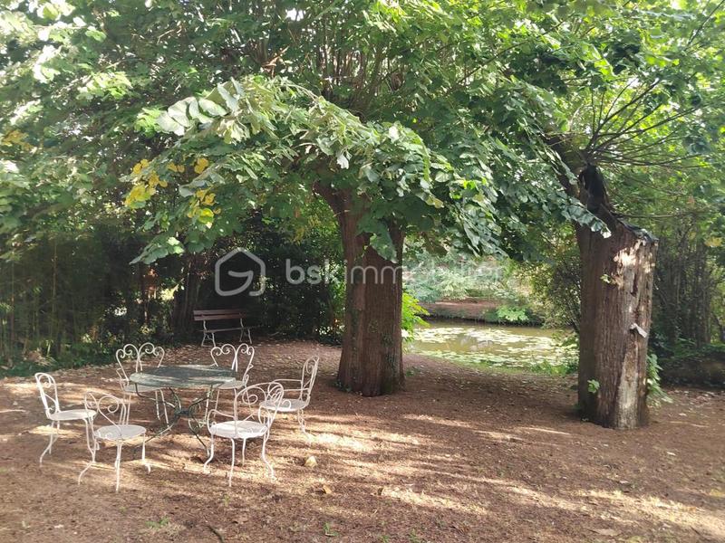 Maison de ville - 220 m² - 8 pièces