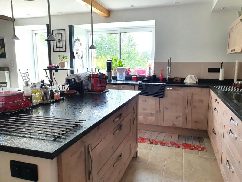 Propriété - 330 m² - 12 pièces