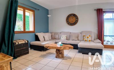 Maison - 125 m² - 7 pièces