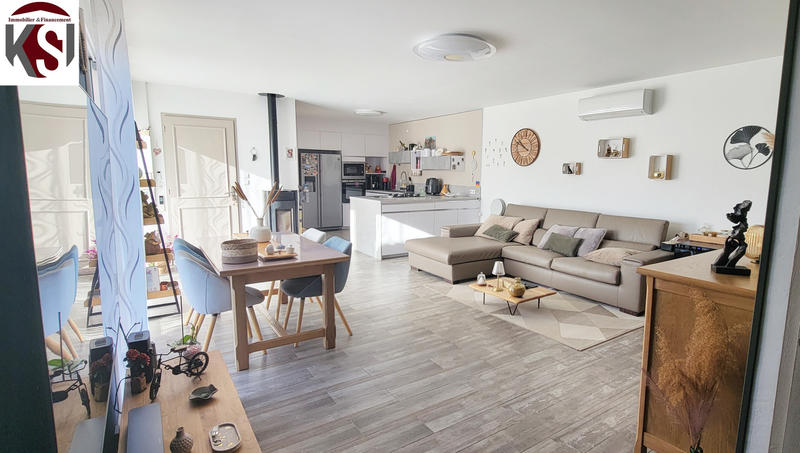 Maison - 90 m² - 4 pièces