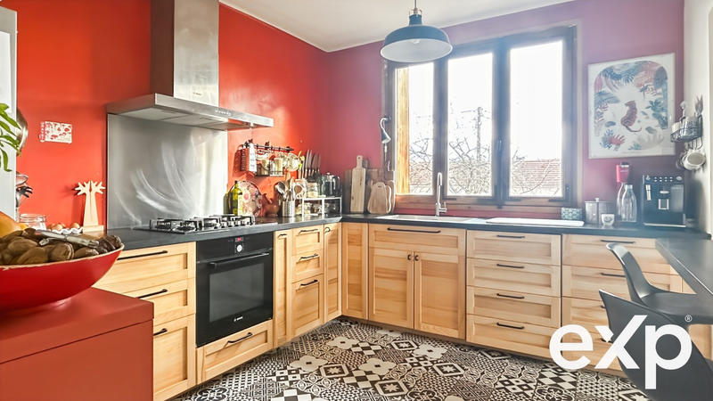 Maison - 100 m² - 5 pièces