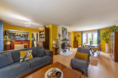 Maison - 175 m² - 8 pièces
